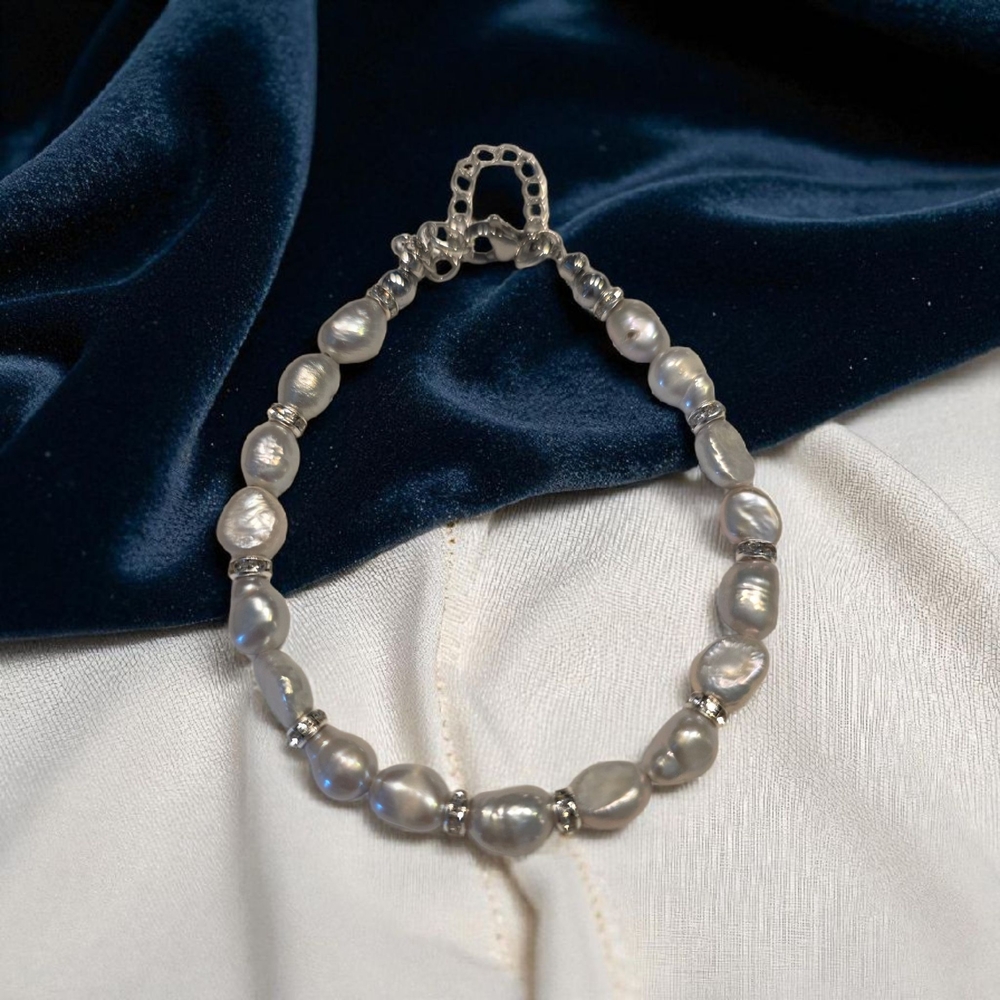 SALE!! Elegant Freshwater Pearl Bracelet